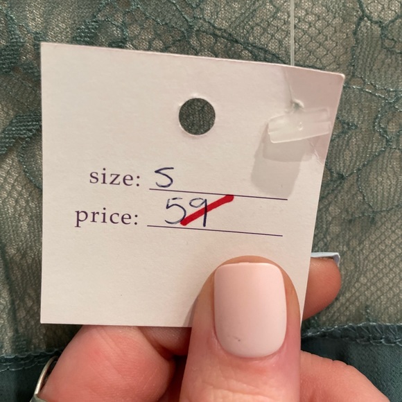 Solemio Sheer Teal
Blouse Tan Skirt NWT - Picture 4 of 6